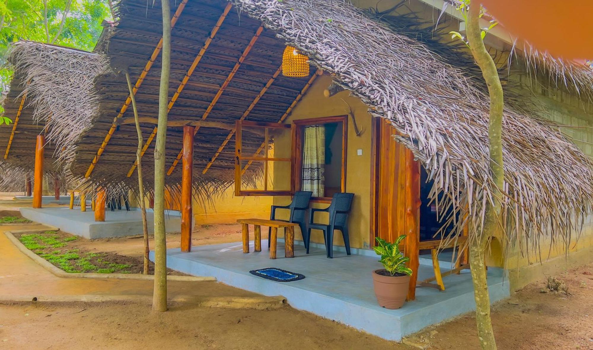 Jungle Host Hostel And Tree House Sigiriya Exterior foto