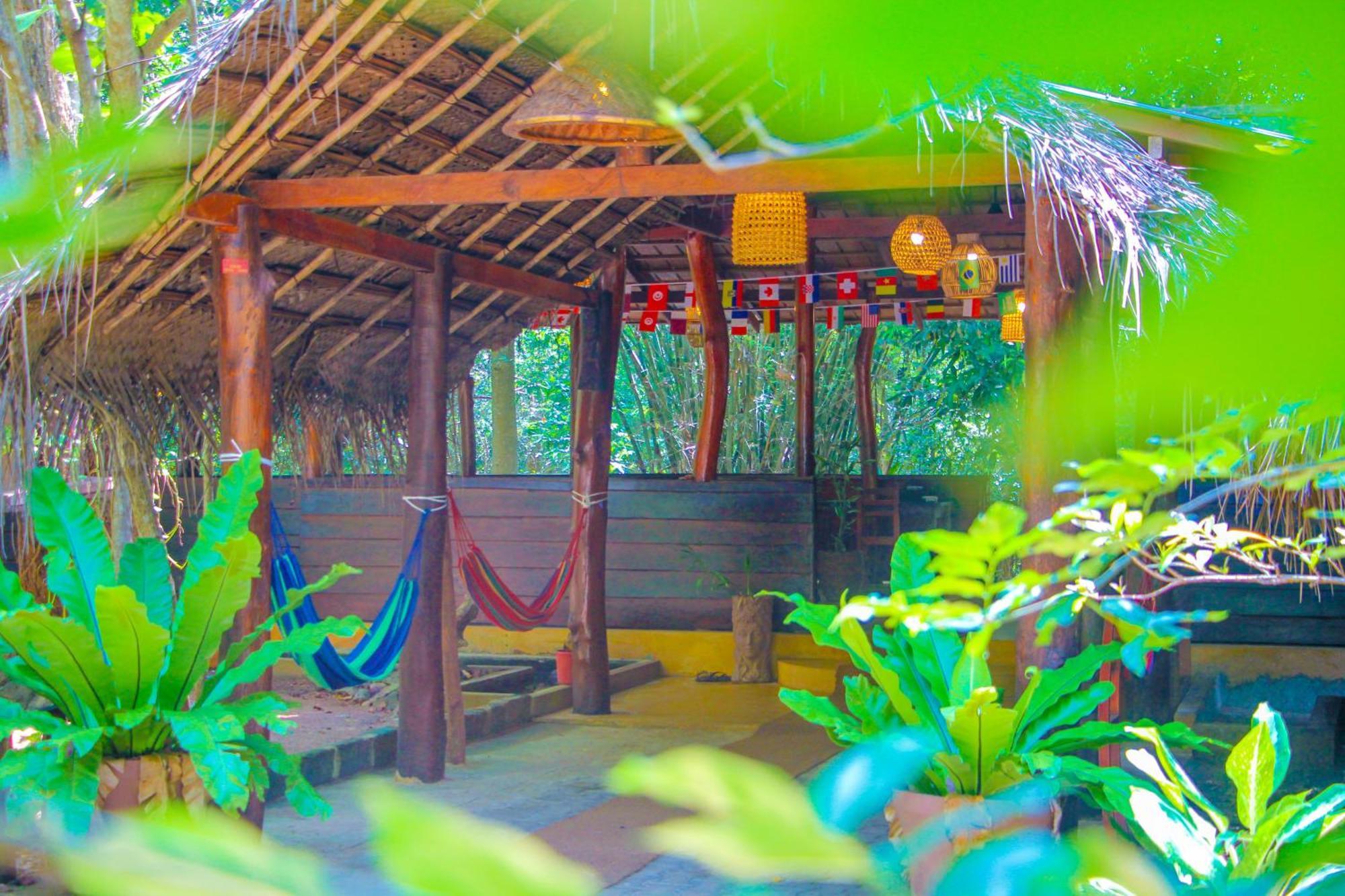 Jungle Host Hostel And Tree House Sigiriya Exterior foto